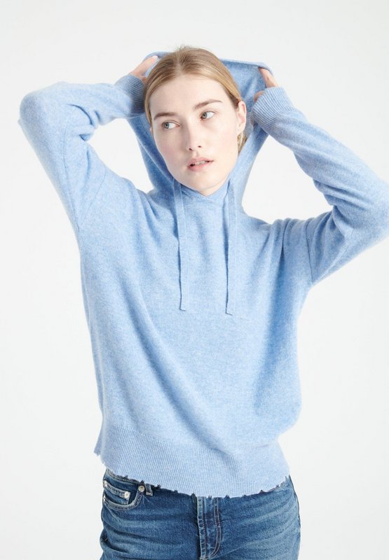 MIA 16 Felpa con cappuccio in cashmere con finiture cesellate color celeste