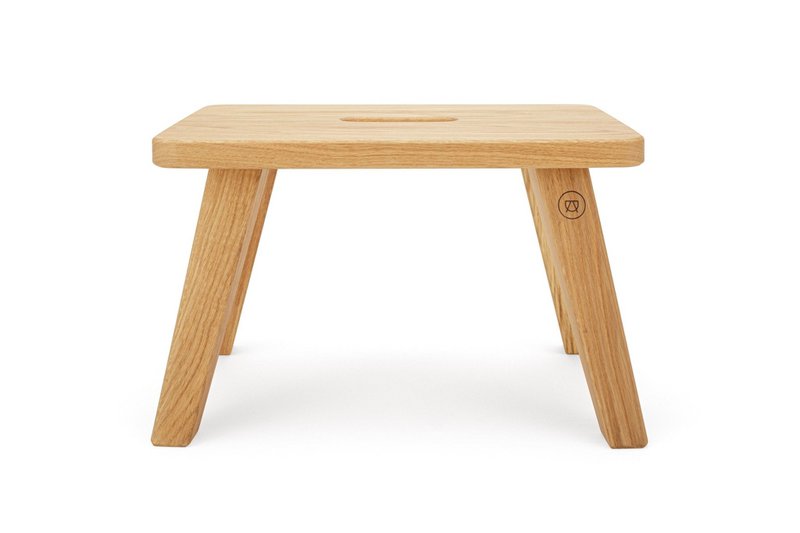 Robust Holzschemel aus Eichenholz »Emil« i varmere Honigoptik