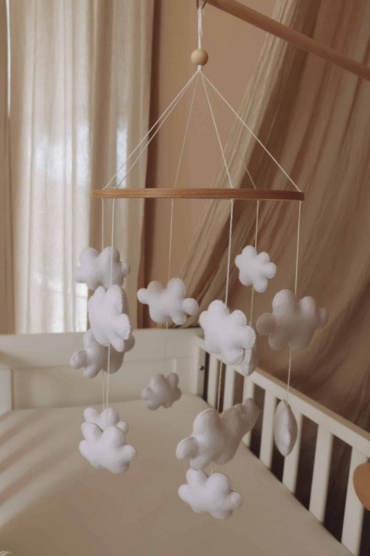 Handgemaakte Wolken Muziekmobiel - Boxmobiel - Baby mobile - mobile wickeltisch