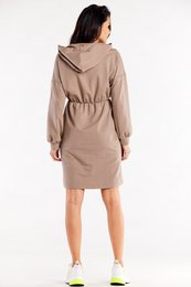 Wijde, beige katoenen jurk in hoodiestijl