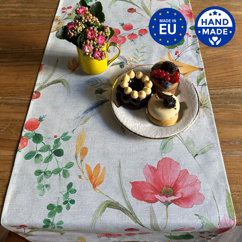 Table Runner, Poly-cotton Mix, Printed | Color in Bloom