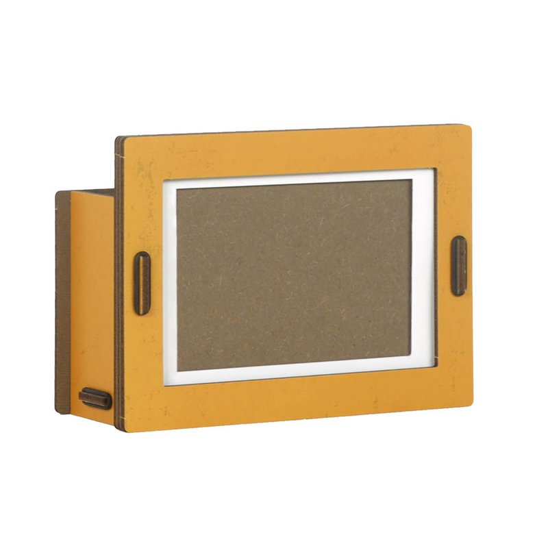 Frame pencil box