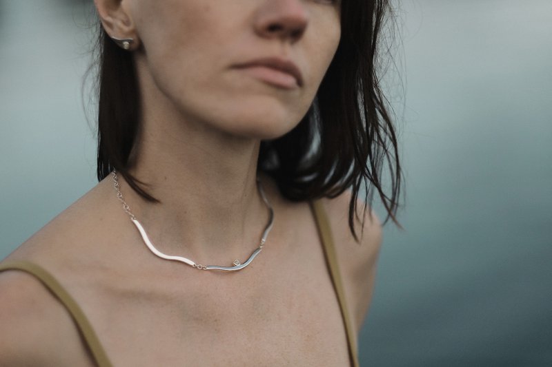 Sterling silver choker Wave with white Baltic amber