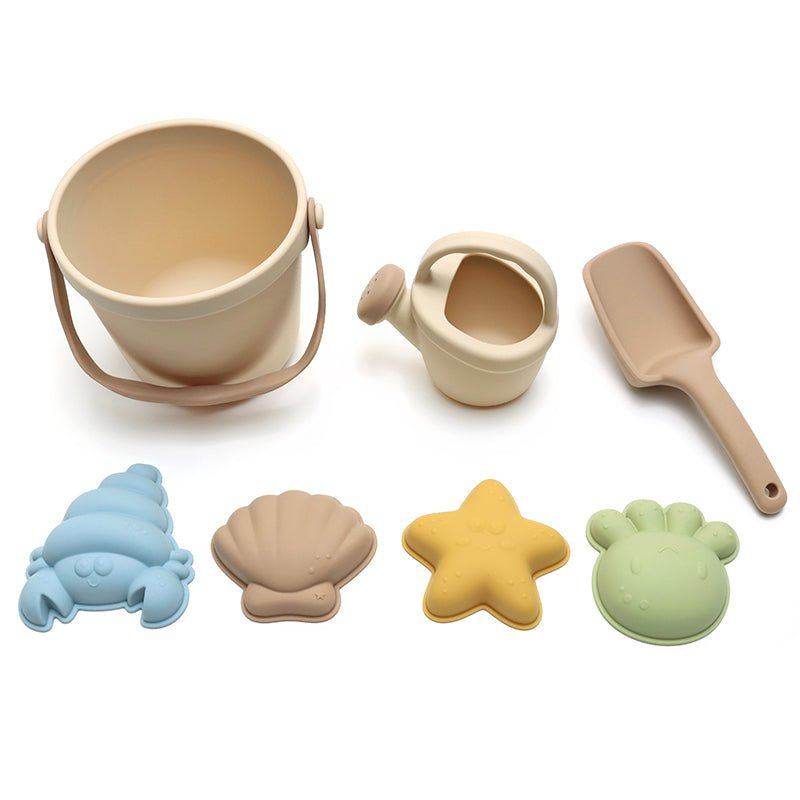 Seau en silicone avec arrosoir, cuillère et moules - Beige