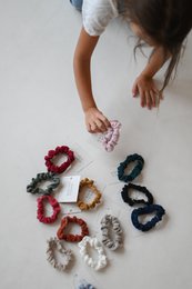 Kein Plastik. Elastische Leinen-Haargummis – Leinen-Haargummi