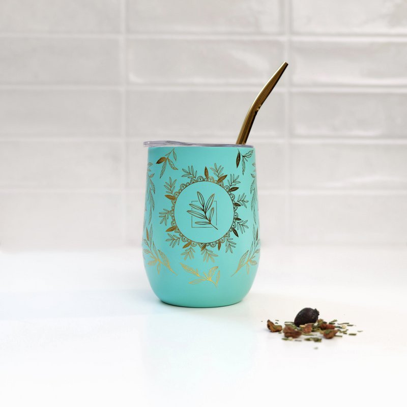 Botánica insulated calabash and its bombilla