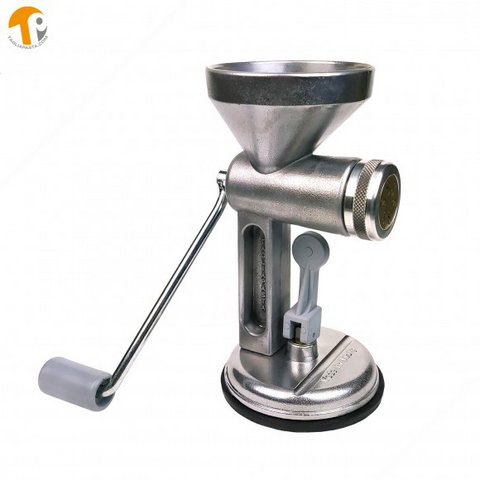 DOUGH PRESS - PASTA Extruder + 5 Brass-dies - Tagliolini, Passatelli, Spaccatelli, Pappardelle, Spaghetti Chitarra