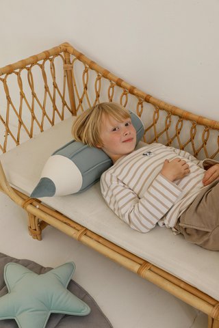 Crayon velvet pillow “Blue"