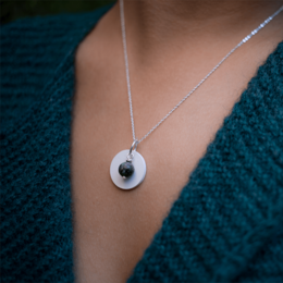 Collana per aromaterapia e litoterapia