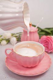 Royal Rose tazza con piattino rosa con bordo dorato 200 ml Isabelle Rose