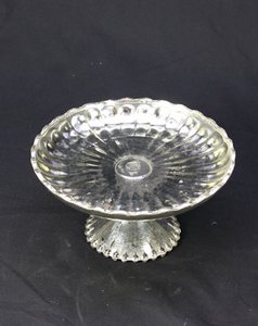 Cake tray scalloped silver