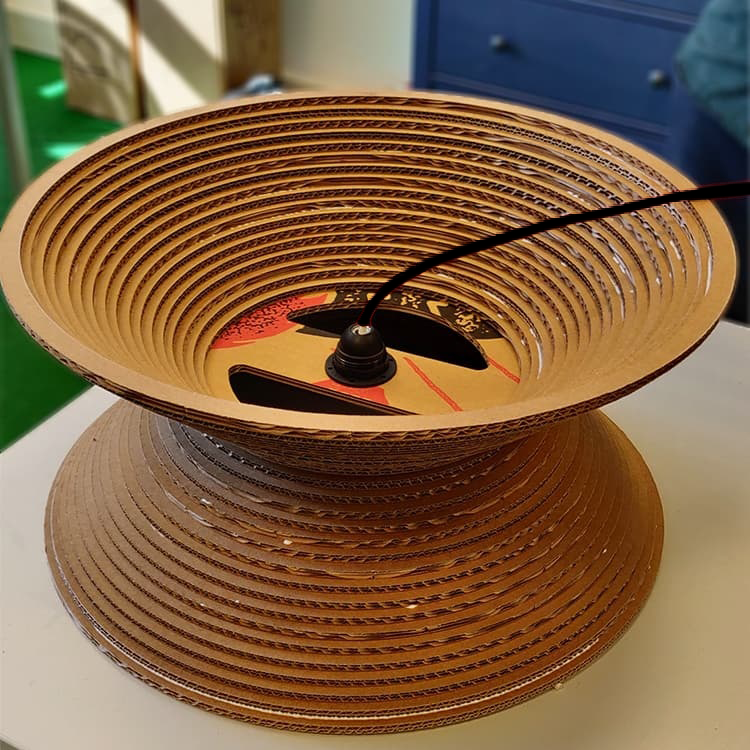 Abat-jour DIY en carton