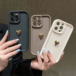 3D Gold Heart Silikone Blødt telefoncover til iPhone 15 14 13 12 11 16 17 Pro Max XS XR 7 8 Plus SE Stødsikker Candy Matte Cover