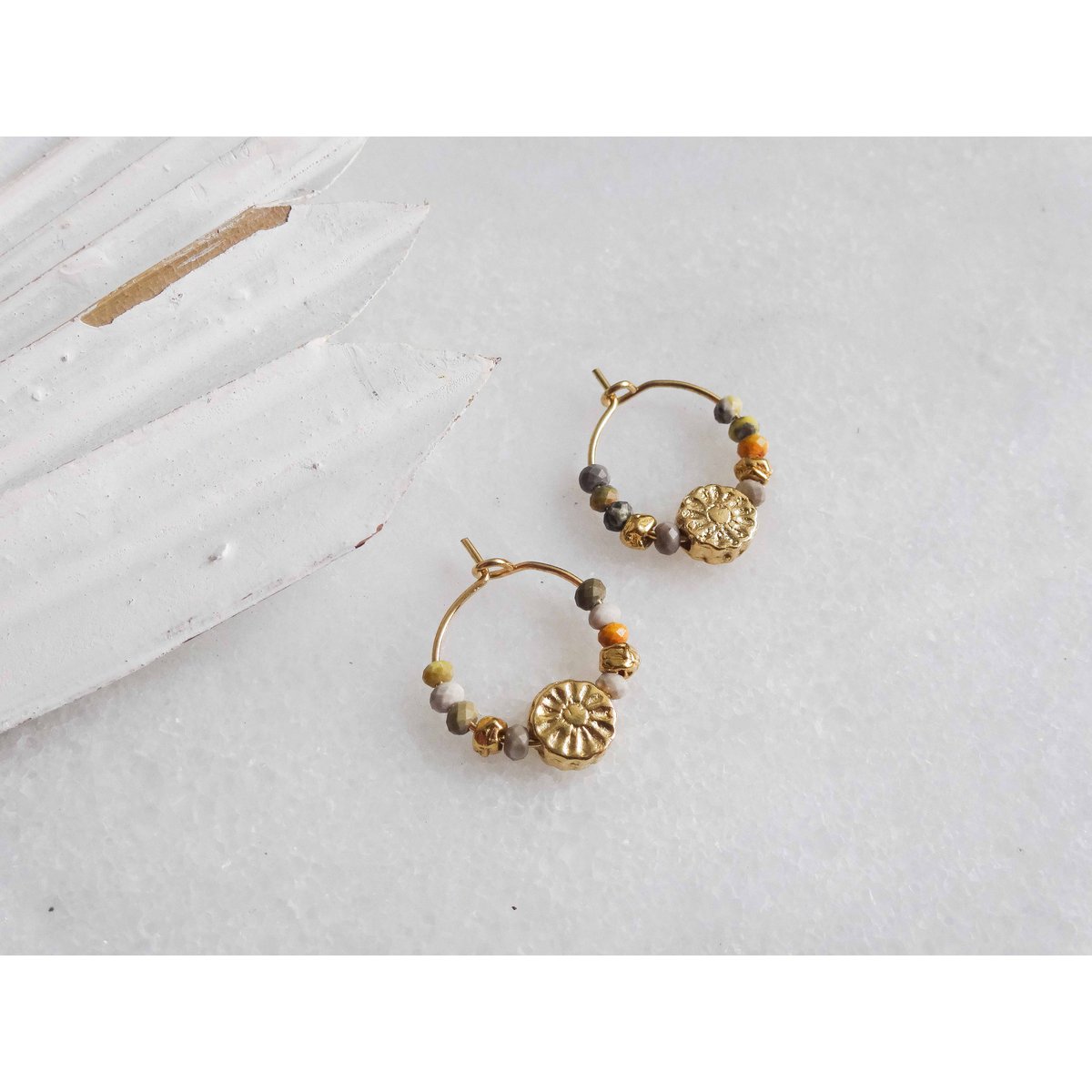 Bloom hoops