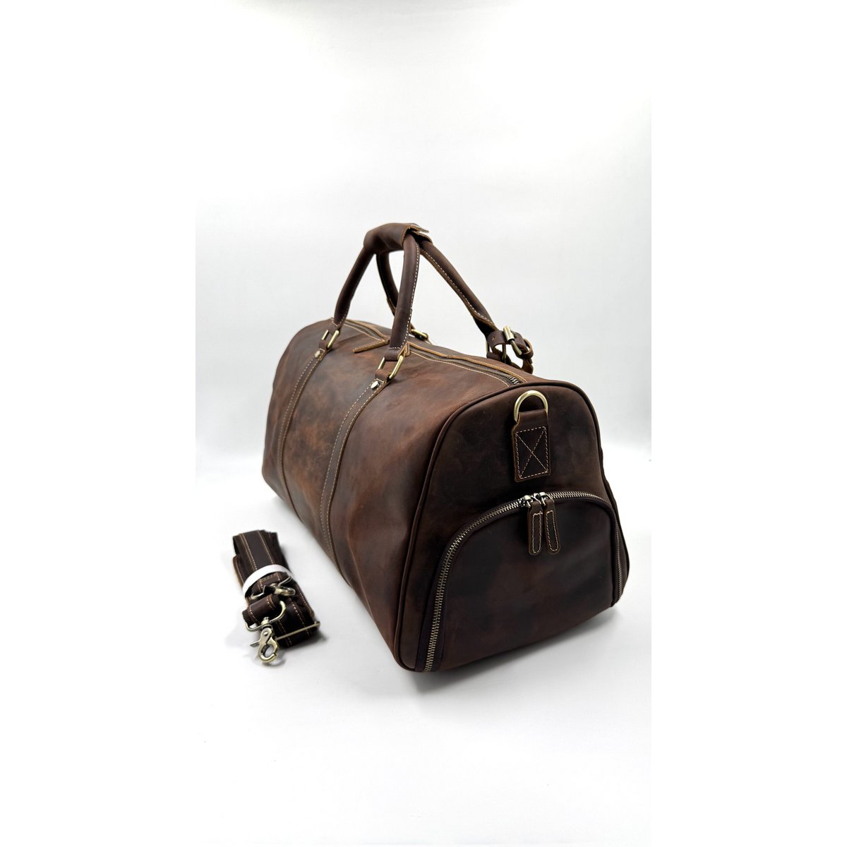 Handmade Oiled Leather Travel Bag – Artisan 50cm "Navigator" Duffle with Dedicated Shoe Compartment