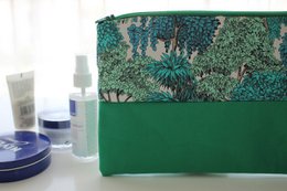 Bolso con cremallera árboles verdes mayas