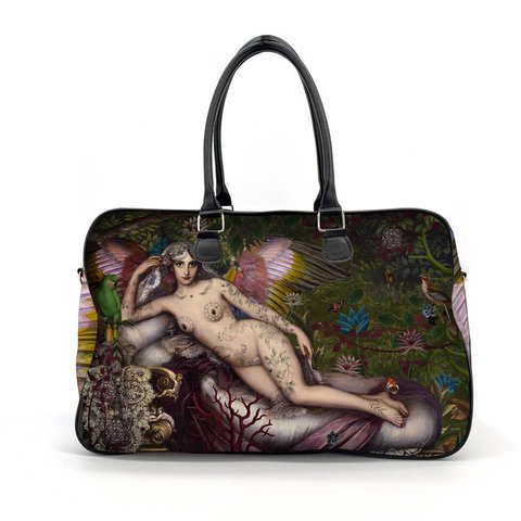 Reisetasche denkt an eine Sommernacht
