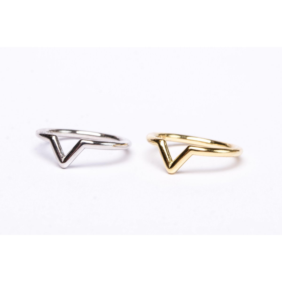 Perfektes 'V' | Ring | Silber