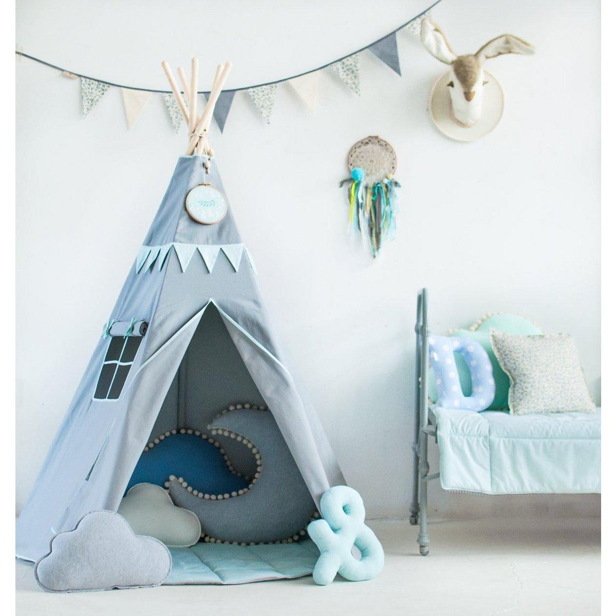Tenda tepee "Mint Love" con ghirlanda