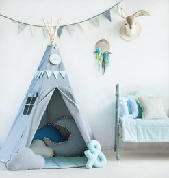 Tenda tepee "Mint Love" con ghirlanda