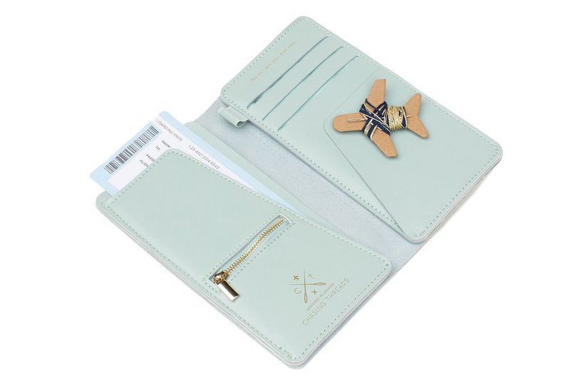 Stitch Travel Wallet - Mint