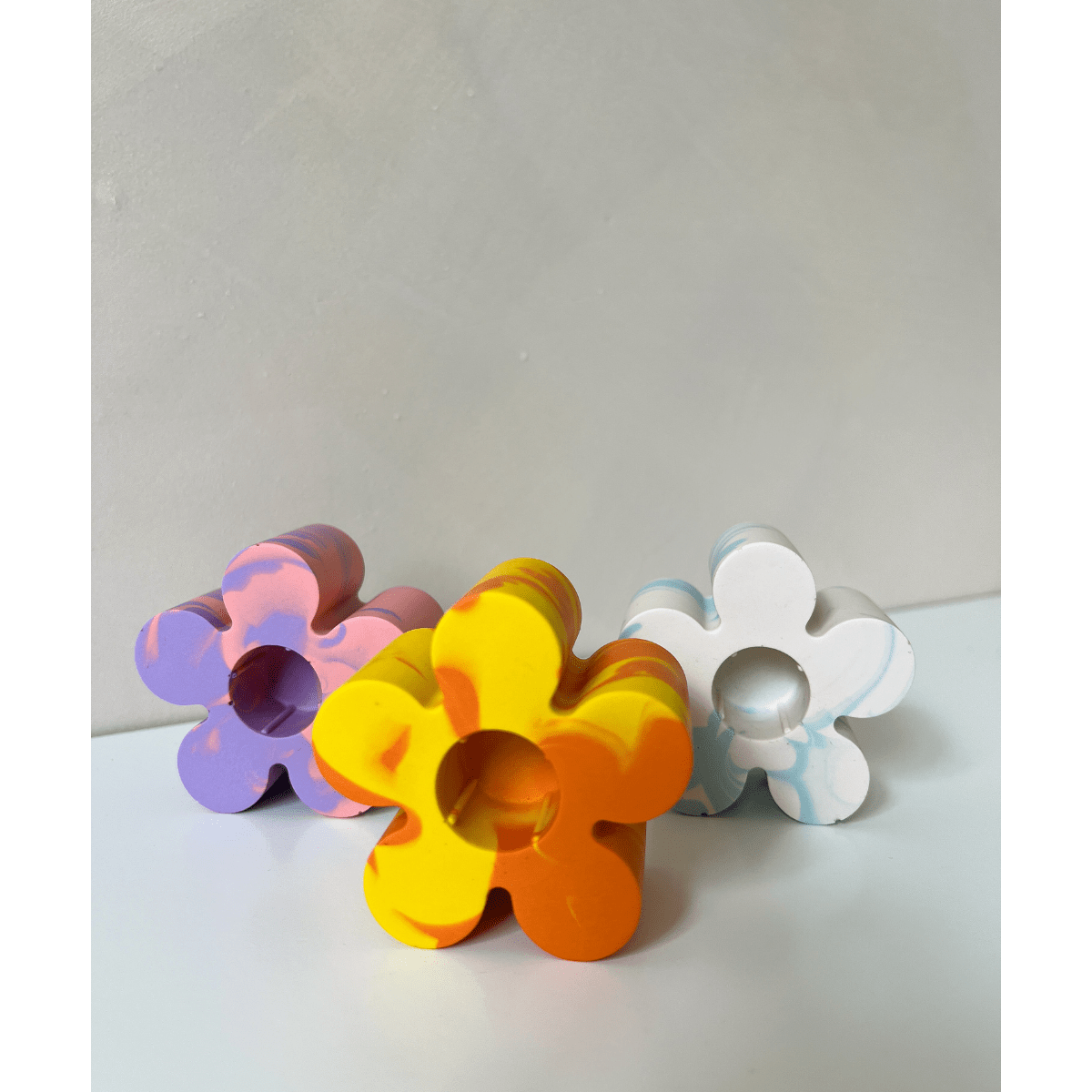 Flora Candle Holder - Swirl
