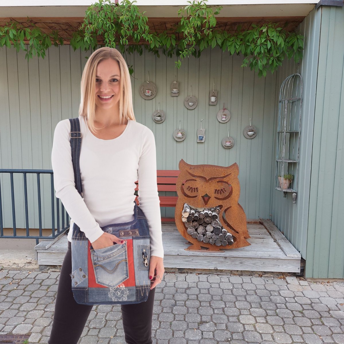 Sunsa dames schoudertas. Schoudertas gemaakt van upcycled jeans en canvas. Handtas vintage retro-stijl. Crossbodytas voor dames.