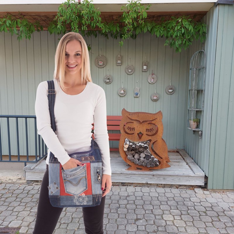 Sunsa dames schoudertas. Schoudertas gemaakt van upcycled jeans en canvas. Handtas vintage retro-stijl. Crossbodytas voor dames.
