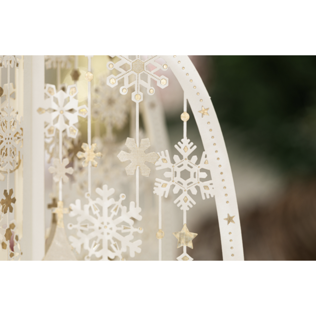 3D Pop up Christmas card Merry Christmas with snowflakes and golden poinsettias
