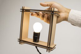 Hashtag LAMPA nr. Buk 1 kwadratowy – Minimalistyczna lampa stołowa z funkcją ściemniania – prezent na Boże Narodzenie