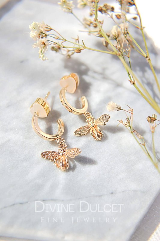 "Ape d'oro" | Orecchini a cerchio con ape 24K