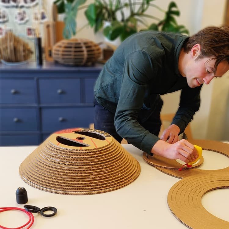 Abat-jour DIY en carton