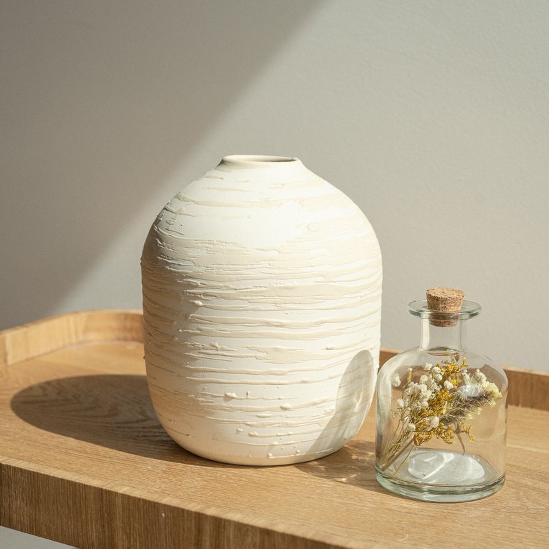 Hera Vase
