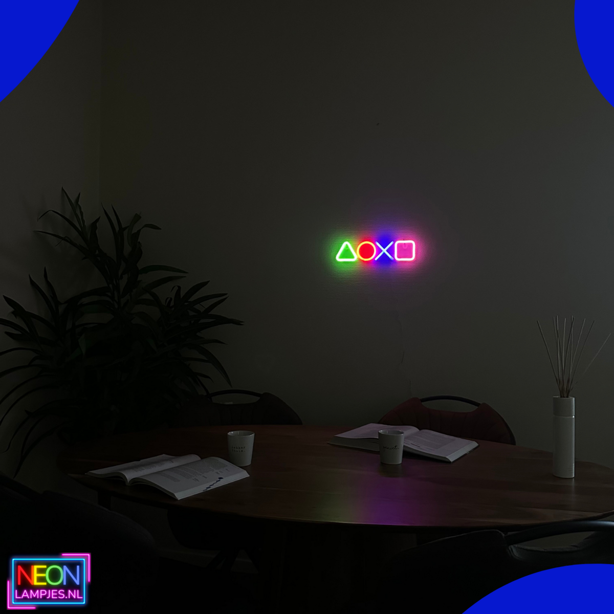 Lampa neonowa - Przyciski kontrolera gier - USB firmy Batterijen - 15 x 34 cm
