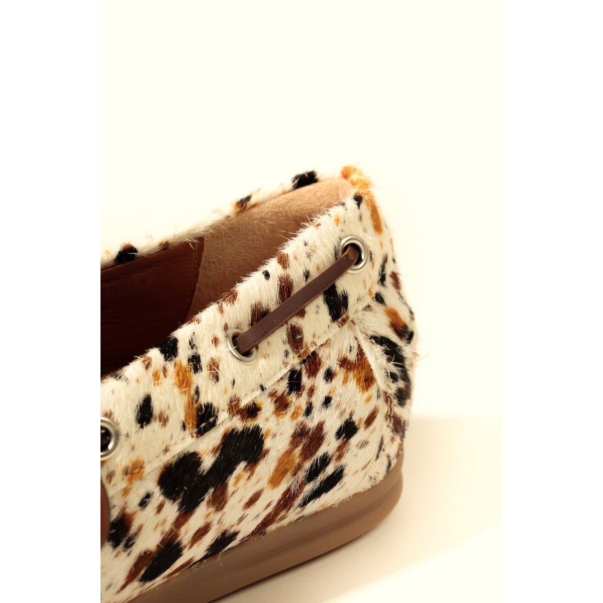 KAI COW PRINT – Leren bootschoenen met haar erop