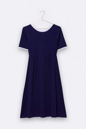  A navy blue dress with a white trim for women, available in sizes S, M, L, and XL.