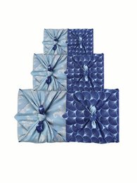 Furoshiki Gift Wrap Sky Elephants & Indigo Fans Envoltura de regalo de tela - Doble cara (Reversible)