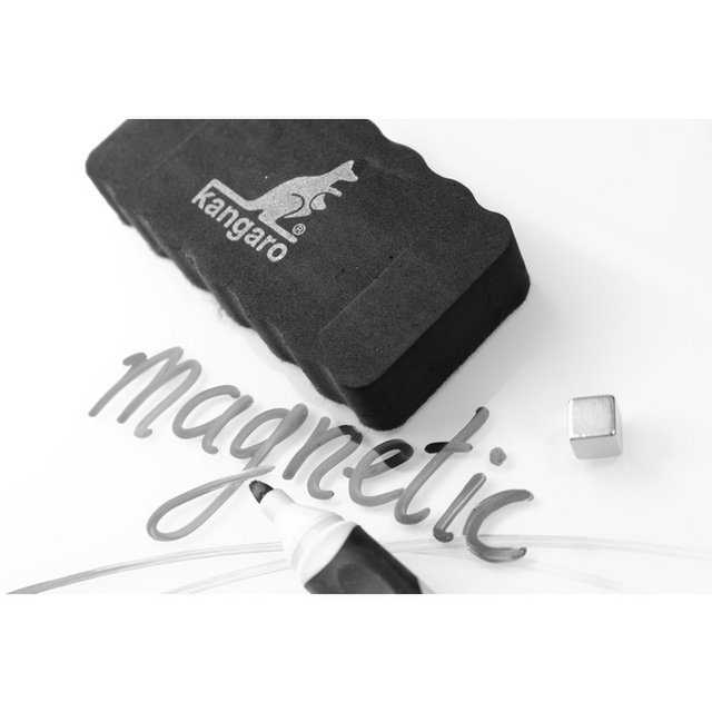 Gomme pour tableau blanc Kangaro magnétique taille 105x55x22mm