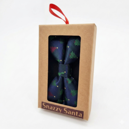Vlinderdas - Blauw met rode en groene kerstbomen