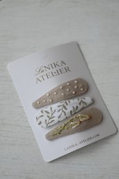 Haarspeldjes beige bloem + stippen + takken