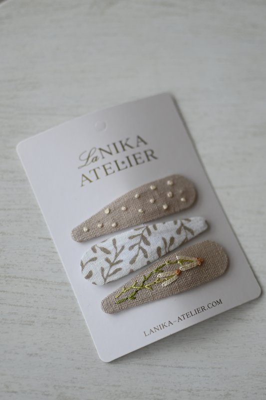 Hårspænder beige blomst + prikker + grene