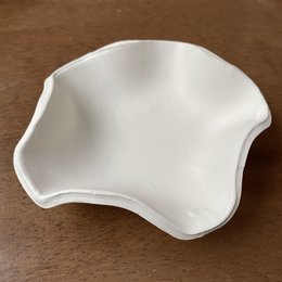 Gewelltes Taschentablett