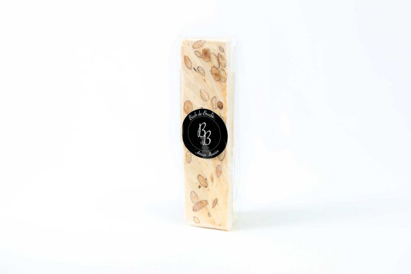 Honey and almond nougat (100g bar)