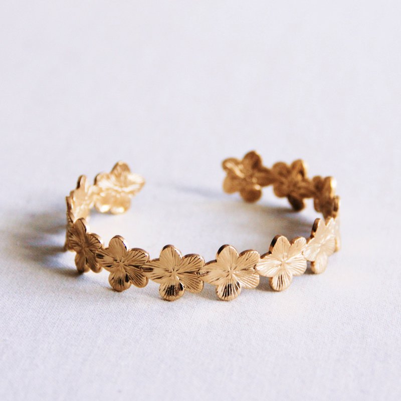 Bracelet fleurs - doré