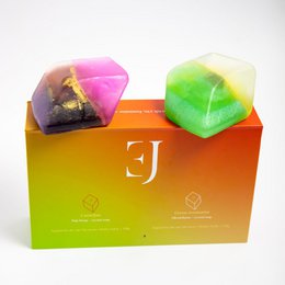 Gift set of crystal soaps - Red Carnelian & Green Aventurine