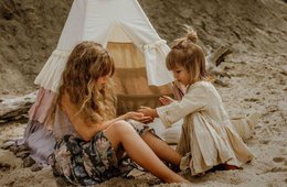 Juego de tipi "Powder Frills" con volantes y tapete de concha "Powder Pink"
