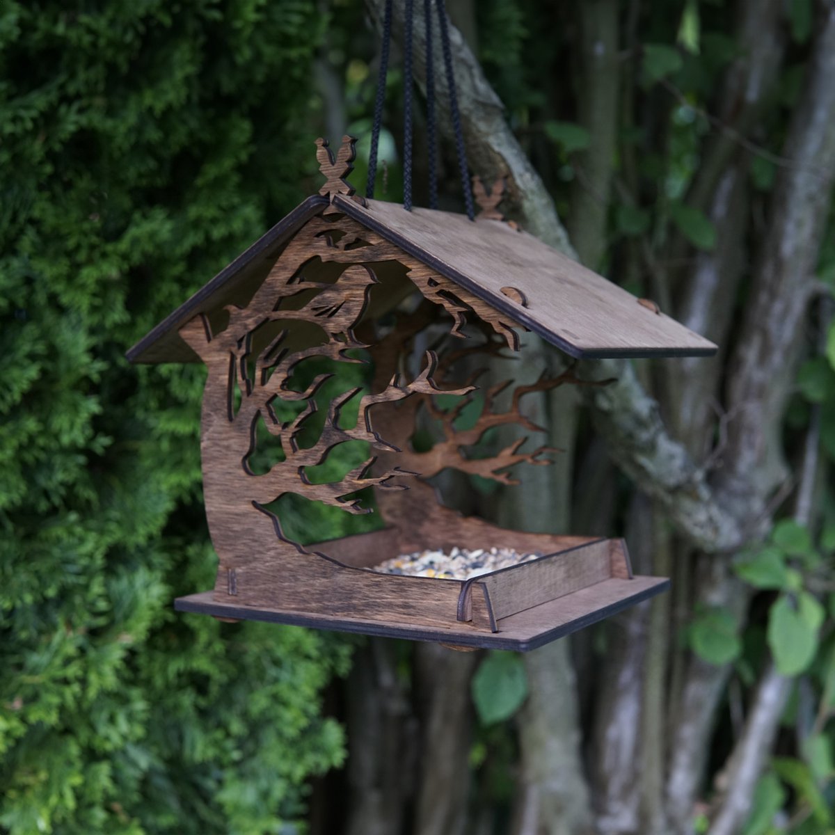 Vogelhäuschen – Hängendes Vogelhäuschen aus Holz