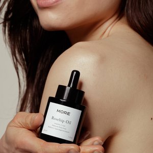 Hagebuttenöl | 100 % biologisch und kaltgepresst