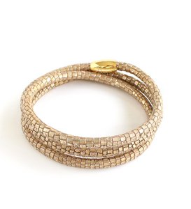 Champagne leren armband met reptielenprint