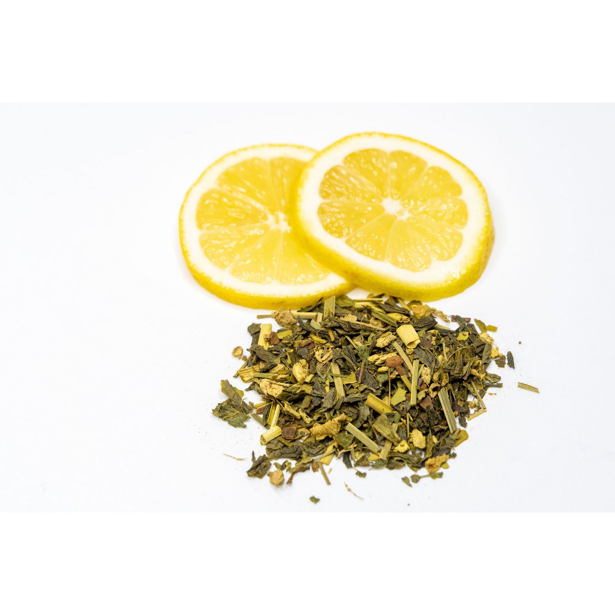 LASS LOS-DETOX TEE, die Kräuterteemischung mit Grüner Tee Matcha, Ingwer und Zitronengras hilft dir, deinen Körper zu entgiften und Energie zu gewinnen 50g
